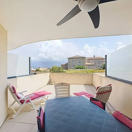 Moderne Avec Grande Terrasse Au Coeur De Lägenhet