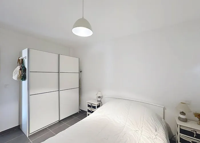 Moderne Avec Grande Terrasse Au Cœur De Appartement *